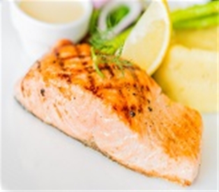 ORGANIC GRILLED SALMON STEAK