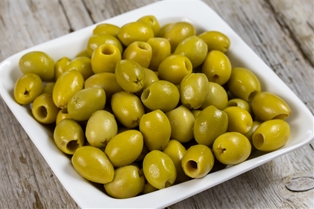 Cerignola Green Pitted Olives