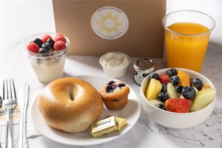 A&amp;V Breakfast Box