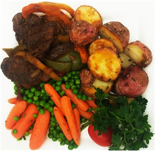 Pepper Steak with Roasted Potatoes, Peas &amp; Carrots